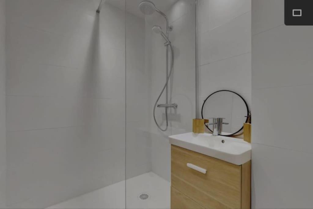 Appartement Neuf Pour 6, Parking Et Box, Au Calme Villeurbanne Eksteriør billede